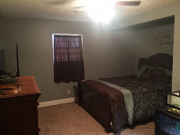 5th image of 368 Diane St