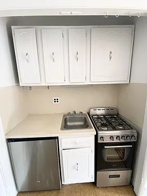 Rented by Corcoran | media 7