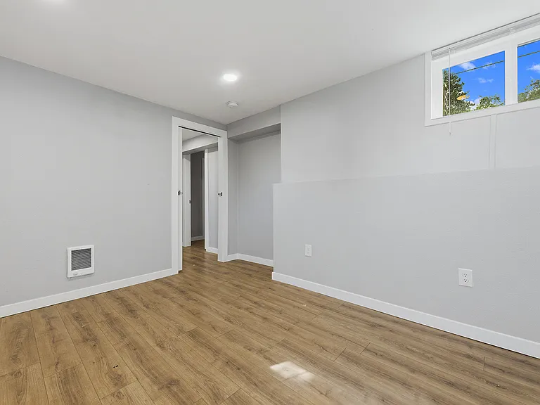 8717 16th Ave SW — Photo 19