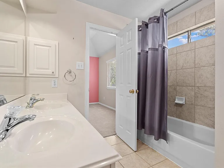 9610 Champions Cove Dr — Photo 27