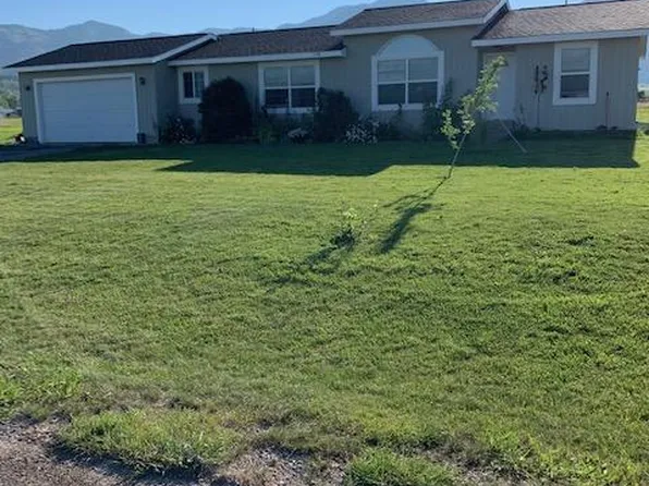 138 Spur Loop, Etna, WY 83118