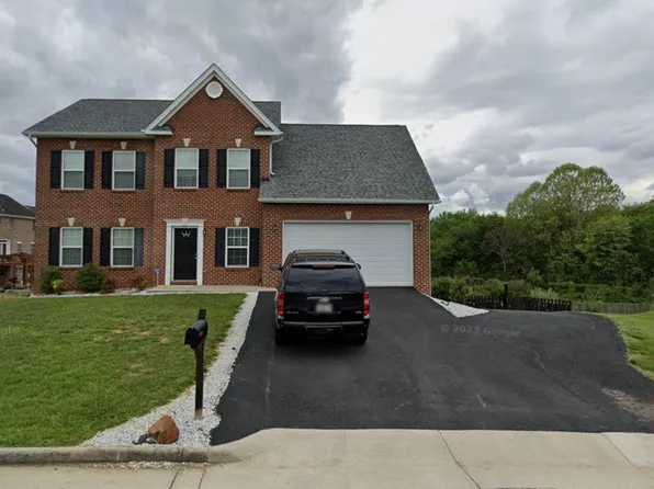 2914 Adam Dr, Vinton, VA 24179