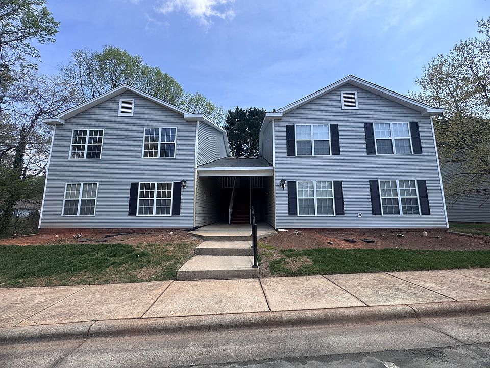 1st image of 15C Meadowood Glen Way