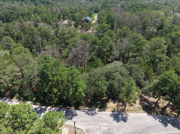 127 & 133 Lamaloa Ln LOT 1080, Bastrop, TX 78602