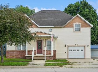 816 2nd Ave SE, Dyersville, IA 52040