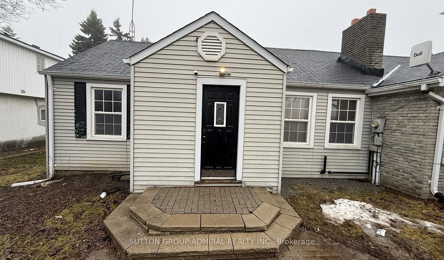 3 bed, $2,950 — Photo 1