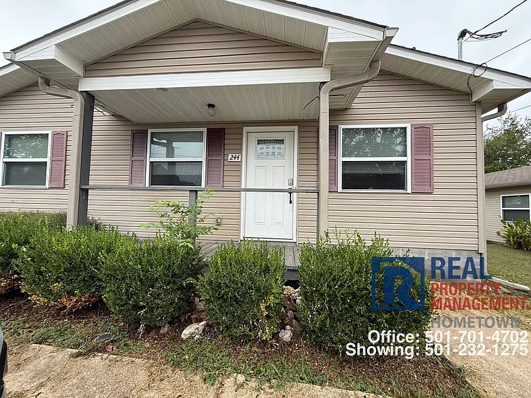 244 Palmetto St — Photo 2