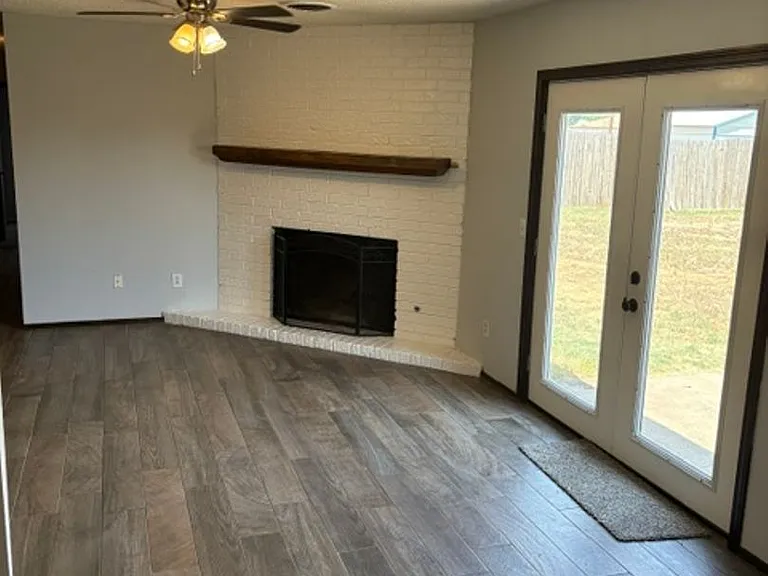 3215 Wind Song Dr — Photo 9