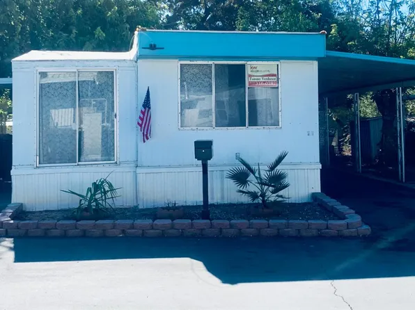 5280 Brook Park Ln, Sacramento, CA 95841