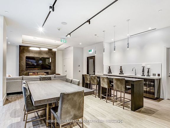 5th image of 28 Widmer St #3028