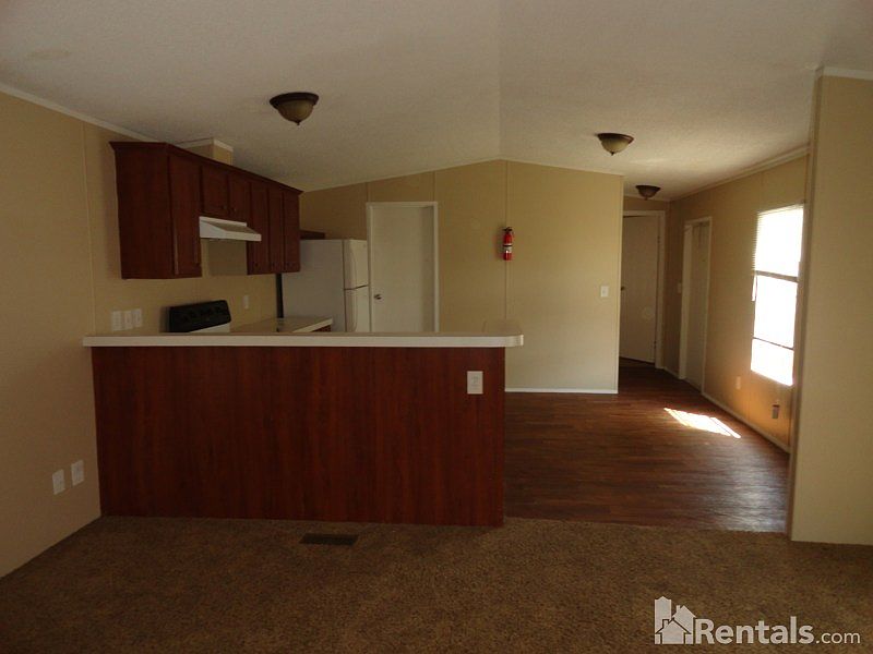 2nd image of 9225 W Lakeside Dr