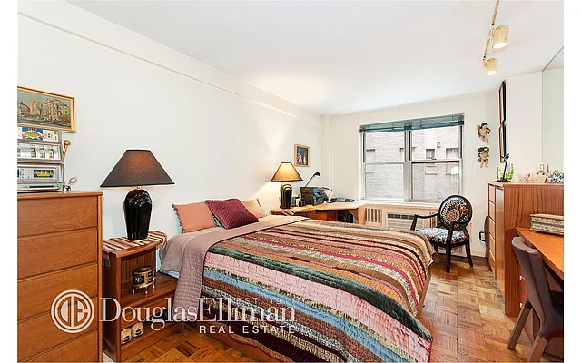 Sold by Douglas Elliman | media 11