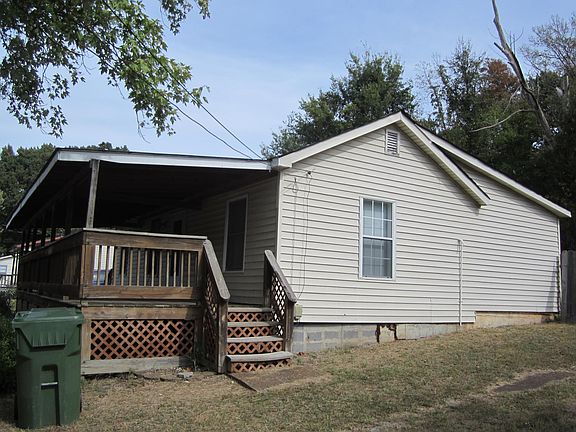 2nd image of 11811 E Gateway Dr SE