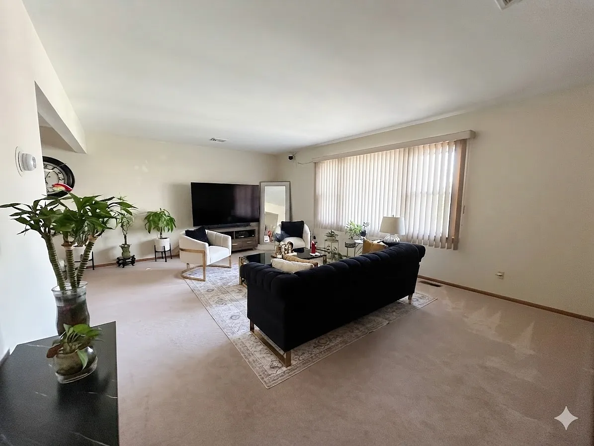 3 bed, 1.5 bath, $2,900 — Photo 2