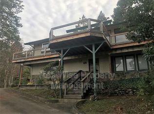 1780 Crestview Dr, Ashland, OR