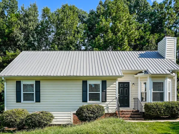 1109 Ujamaa Dr, Raleigh, NC 27610