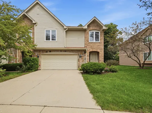 2645 Chelsey St, Buffalo Grove, IL 60089
