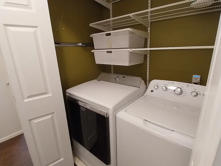 9786 Buckingham Ct — Photo 12