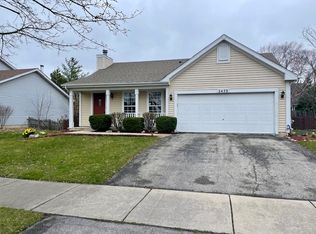 2423 Durango Ln, Naperville, IL 60564