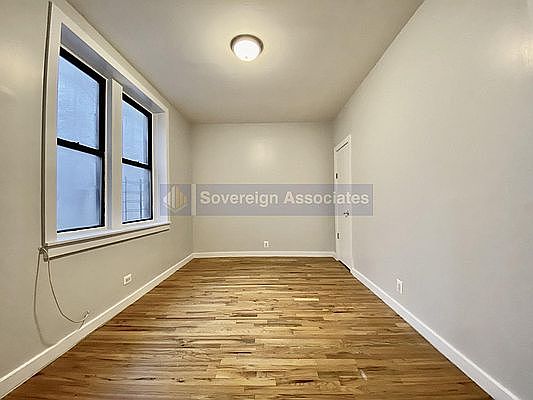 3rd image of 618 Academy St #30D