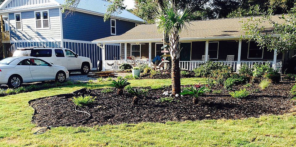 2nd image of 3304 E Oak Island Dr