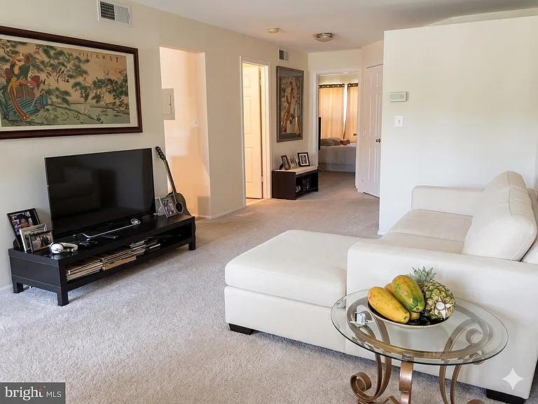 4332 Bayberry Ct — Photo 5