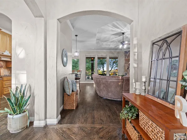 408 Sandridge Dr, Weatherford, TX 76085