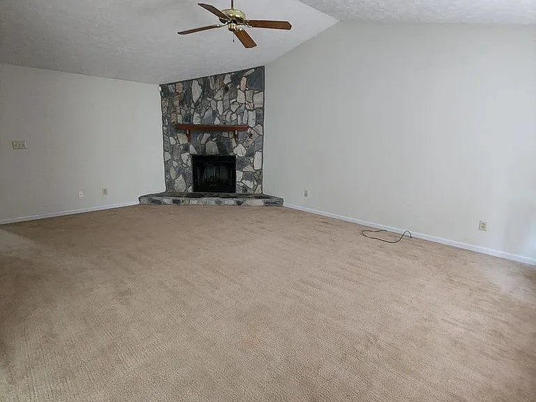 6605 Omni Ct — Photo 7