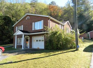 2686 Marrowbone Creek Rd, Elkhorn City, KY 41522