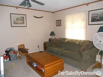 3rd image of 3538 Saginaw St