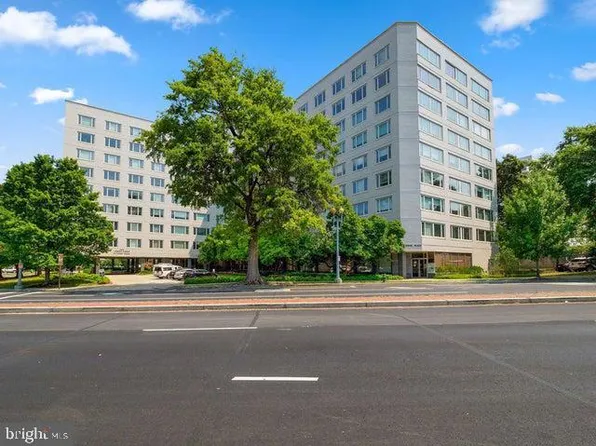 2475 Virginia Ave NW #706, Washington, DC 20037