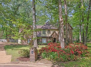1031 W Tree Dr, Collierville, TN 38017