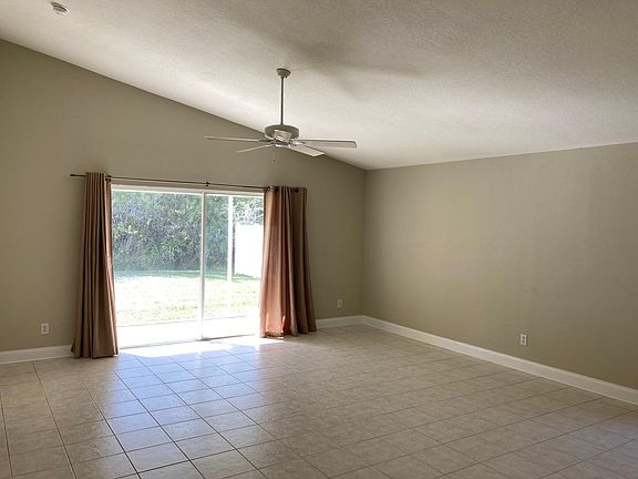 4th image of 4510 Sanibel Way