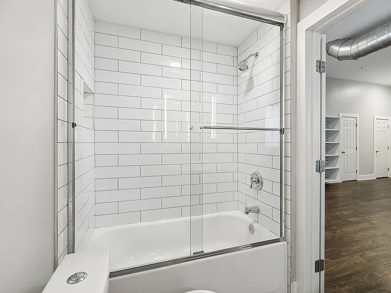 2320 Dalebrook Ct — Photo 14