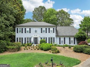 4352 Burnleigh Chase NE, Roswell, GA 30075