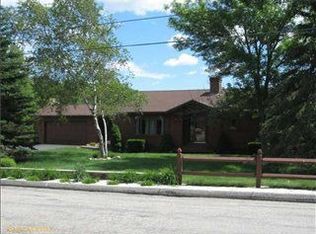 8 Deer Run Dr, Biddeford, ME 04005