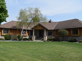 11512 Crow Hassan Park Rd, Hanover, MN 55341