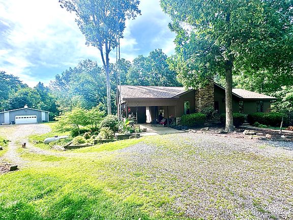 3rd image of 1243 County Road 800 E