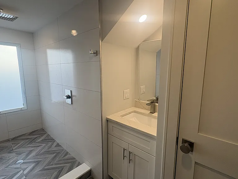 512 Beach 130 St #3A — Photo 10