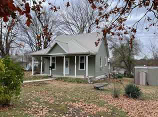 325 W South St, Mount Vernon, MO 65712