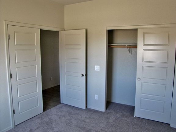 5th image of 4312 Deanna Dr