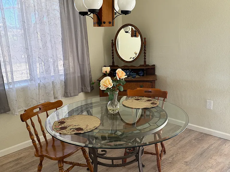 1501 W Calle Mendoza — Photo 11