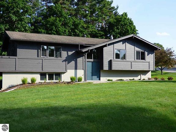 2nd image of 8217 Bel Cherrie Dr