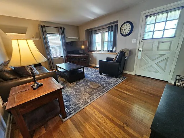 1784 Kenny Rd — Photo 4