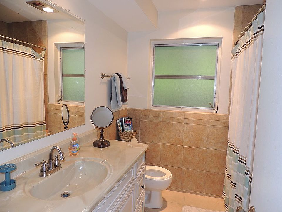 1st image of 5009 SW 9th Pl
