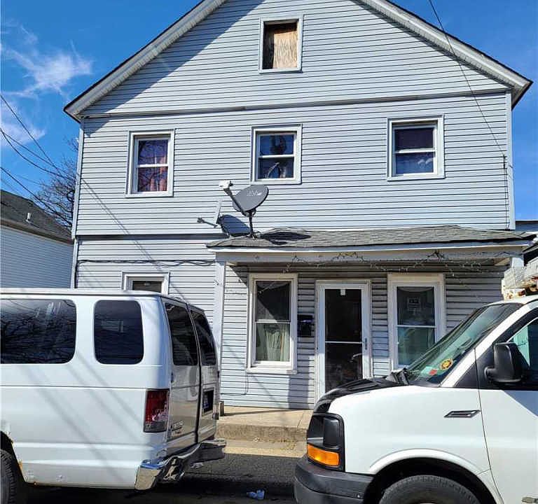 1st image of 35 Grove St #35