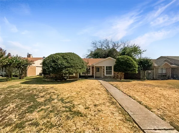 2126 Norway Dr, Garland, TX 75040