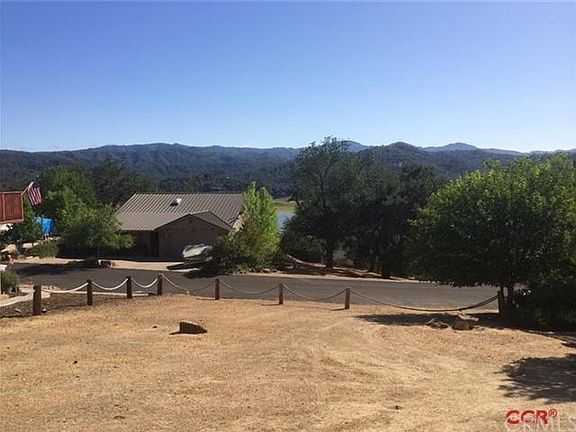 4th image of 8813 Circle Oak Dr