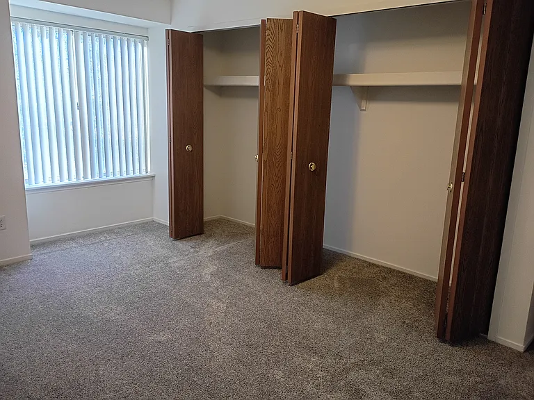 Prentiss Pointe Apartments — Photo 289