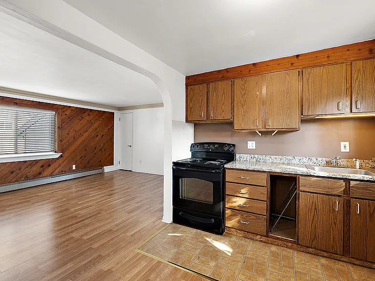 26324 Harper Ave #4 — Photo 10